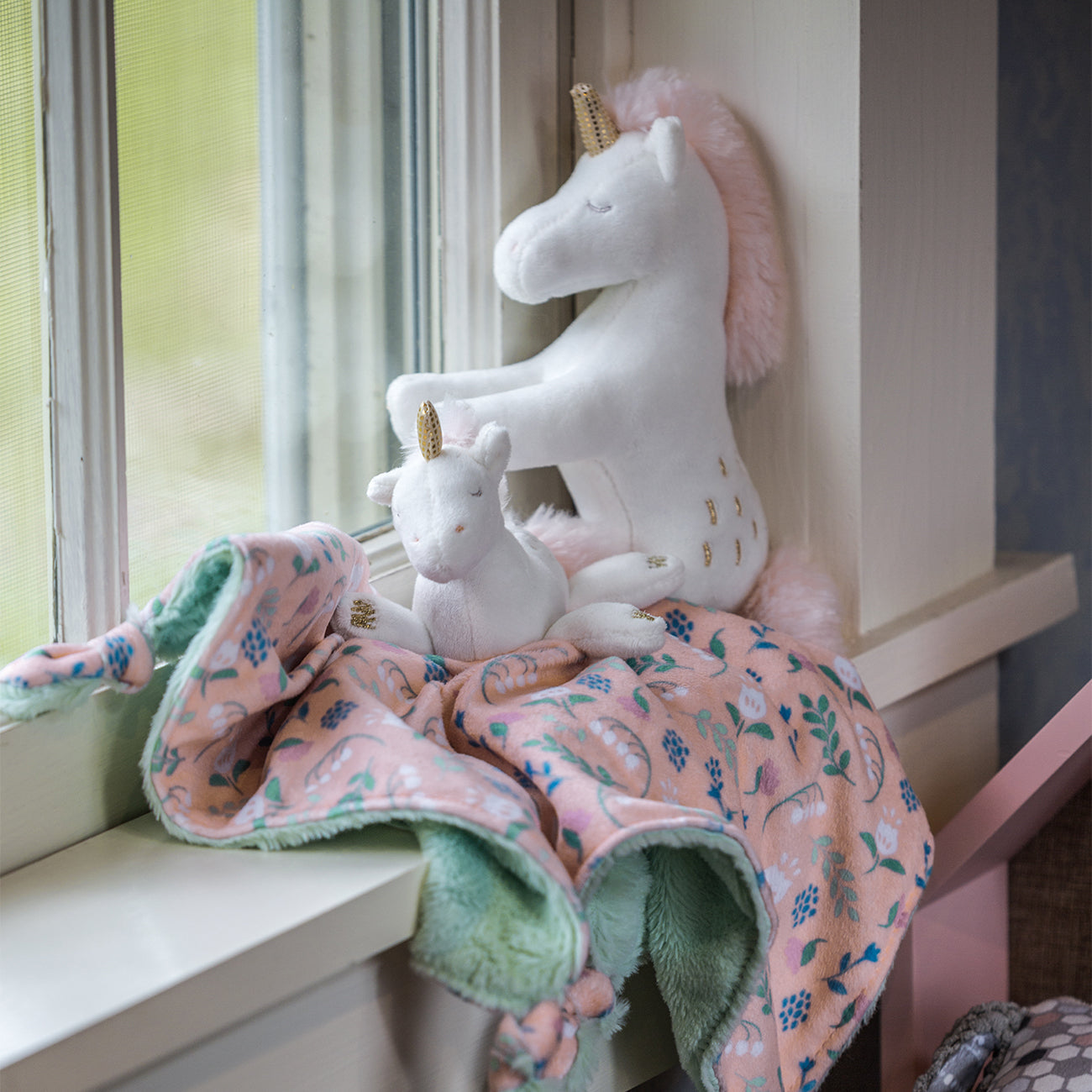 Jucarie Baby Unicorn Zornaitoare, 13 cm, Din Plus, 0 Luni+, Mary Meyer